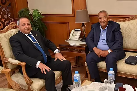 كامل أبو علي يتقدم باستقالته من رئاسة المصري لمحافظ بورسعيد